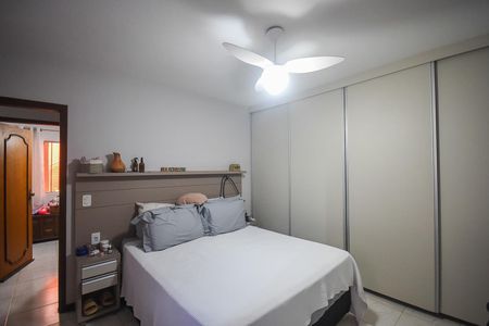 Casa à venda com 346m², 6 quartos e 4 vagas Casa à venda com 346m², 6 quartos e 4 vagasSuíte da Casa 3