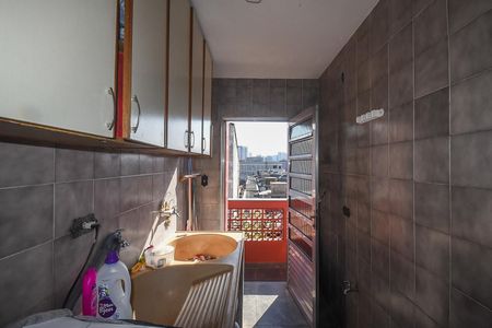 Casa à venda com 346m², 6 quartos e 4 vagas Casa à venda com 346m², 6 quartos e 4 vagasÁrea de Serviço da Casa 3