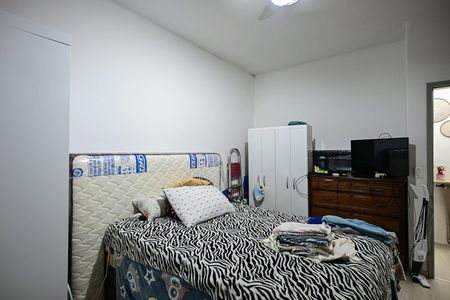 Casa à venda com 346m², 6 quartos e 4 vagasQuarto da Casa 1