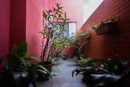 Casa à venda com 346m², 6 quartos e 4 vagas Casa à venda com 346m², 6 quartos e 4 vagasVaranda da Casa 3