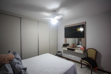 Casa à venda com 346m², 6 quartos e 4 vagas Casa à venda com 346m², 6 quartos e 4 vagasSuíte da Casa 3