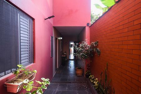 Casa à venda com 346m², 6 quartos e 4 vagas Casa à venda com 346m², 6 quartos e 4 vagasHall de Entrada da Casa 3