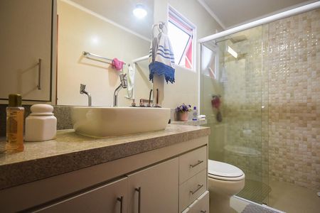 Casa à venda com 346m², 6 quartos e 4 vagas Casa à venda com 346m², 6 quartos e 4 vagasBanheiro Suíte da Casa 3