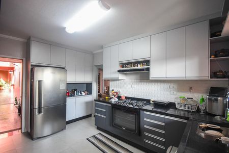 Casa à venda com 346m², 6 quartos e 4 vagas Casa à venda com 346m², 6 quartos e 4 vagasCozinha da Casa 3