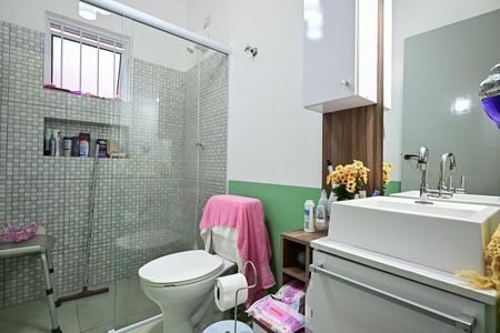Casa à venda com 346m², 6 quartos e 4 vagasBanheiro da Casa 1