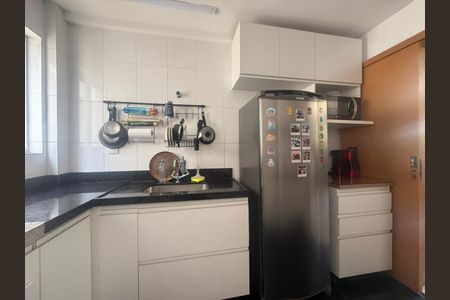 Apartamento à venda com 78m², 3 quartos e 2 vagasCozinha