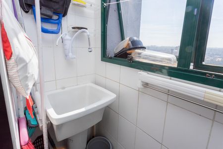 Apartamento à venda com 72m², 2 quartos e 1 vagaÁrea de Serviço