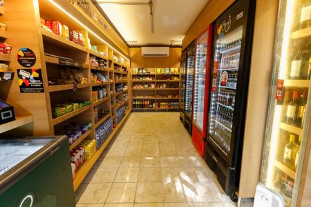 Apartamento para alugar com 50m², 3 quartos e 1 vagaMercado