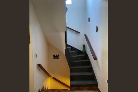 Foto 16 de casa à venda com 4 quartos, 230m² em Jardim Iporanga, São Paulo