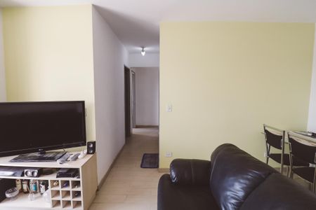 Apartamento à venda com 75m², 3 quartos e 1 vaga Apartamento à venda com 75m², 3 quartos e 1 vagaSala