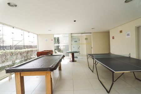 Apartamento à venda com 75m², 3 quartos e 1 vaga Apartamento à venda com 75m², 3 quartos e 1 vagaSalão de jogos