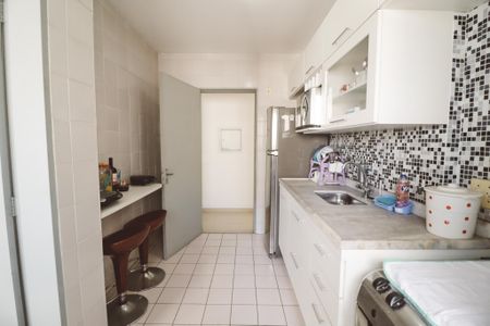 Apartamento à venda com 75m², 3 quartos e 1 vaga Apartamento à venda com 75m², 3 quartos e 1 vagaCozinha