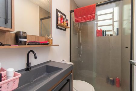 Banheiro de apartamento para alugar com 1 quarto, 40m² em Vila Conceição, Porto Alegre