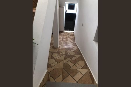 Foto 02 de casa à venda com 2 quartos, 115m² em Jardim Gaivotas, São Paulo