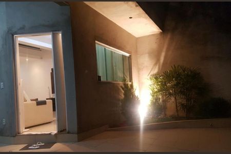 Foto 14 de casa à venda com 4 quartos, 200m² em Vila Abc, São Paulo