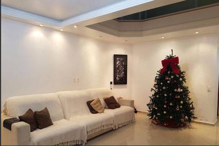 Foto 13 de casa à venda com 4 quartos, 200m² em Vila Abc, São Paulo