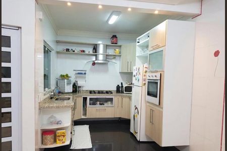 Foto 08 de casa à venda com 4 quartos, 200m² em Vila Abc, São Paulo