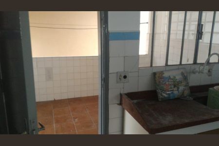 Foto 15 de casa à venda com 4 quartos, 275m² em Parque Grajau, São Paulo