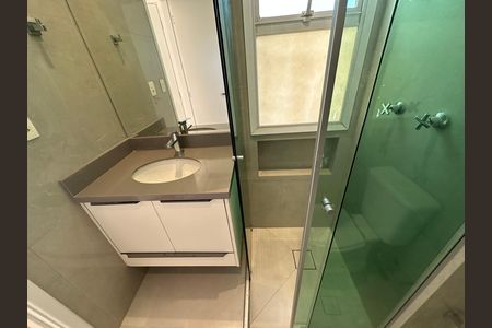 Apartamento para alugar com 144m², 3 quartos e 2 vagas Apartamento para alugar com 144m², 3 quartos e 2 vagasBanheiro da Suíte 1