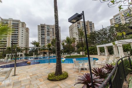 Apartamento para alugar com 144m², 3 quartos e 2 vagas Apartamento para alugar com 144m², 3 quartos e 2 vagasÁrea comum - Piscina