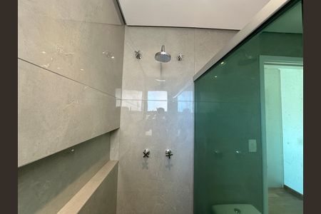 Apartamento para alugar com 144m², 3 quartos e 2 vagas Apartamento para alugar com 144m², 3 quartos e 2 vagasBanheiro da Suíte 2