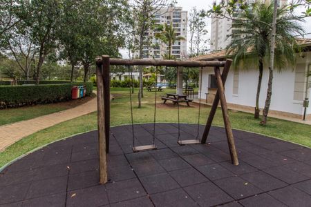 Apartamento para alugar com 144m², 3 quartos e 2 vagas Apartamento para alugar com 144m², 3 quartos e 2 vagasÁrea comum - Playground