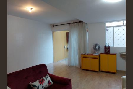 Foto 09 de casa à venda com 3 quartos, 142m² em Jardim Regis, São Paulo