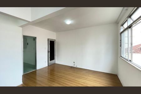 Sala de apartamento para alugar com 2 quartos, 54m² em Vila Isabel, Rio de Janeiro