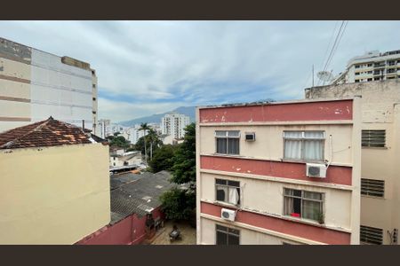 Vista de apartamento para alugar com 2 quartos, 54m² em Vila Isabel, Rio de Janeiro
