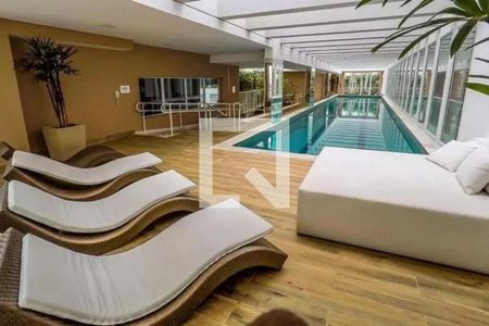 Studio à venda com 34m², 1 quarto e 1 vagaPiscina coberta