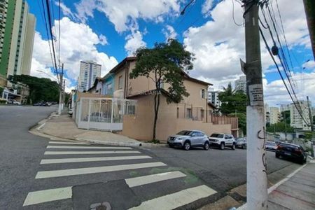Casa à venda com 164m², 3 quartos e 2 vagas
