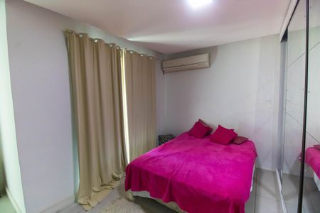 Casa à venda com 205m², 3 quartos e 5 vagasSuíte 1