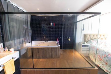 Casa à venda com 205m², 3 quartos e 5 vagasBanheiro da Suíte 2