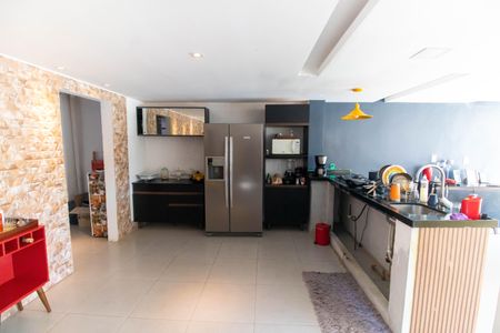 Casa à venda com 205m², 3 quartos e 5 vagasSala e Cozinha 