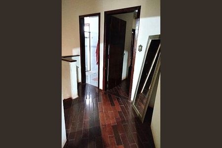 Casa à venda com 3 quartos, 330m² em Vila Camilópolis, Santo André