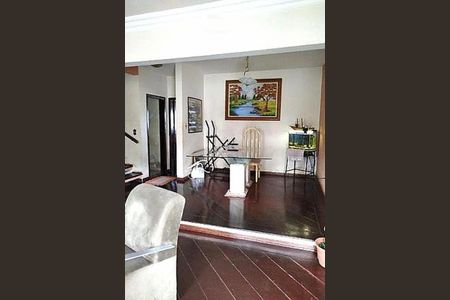 Casa à venda com 3 quartos, 330m² em Vila Camilópolis, Santo André