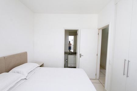 Apartamento à venda com 71m², 3 quartos e 2 vagasQuarto 3 - Suíte
