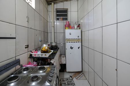 Cozinha de casa para alugar com 1 quarto, 30m² em Jardim Capim-guassu, Ferraz de Vasconcelos