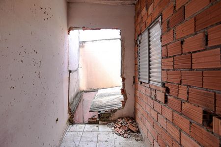 Entrada de casa para alugar com 1 quarto, 30m² em Jardim Capim-guassu, Ferraz de Vasconcelos