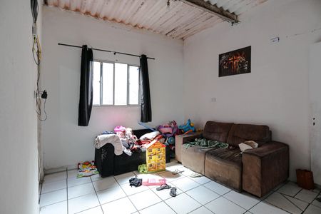 Sala de casa para alugar com 1 quarto, 30m² em Jardim Capim-guassu, Ferraz de Vasconcelos