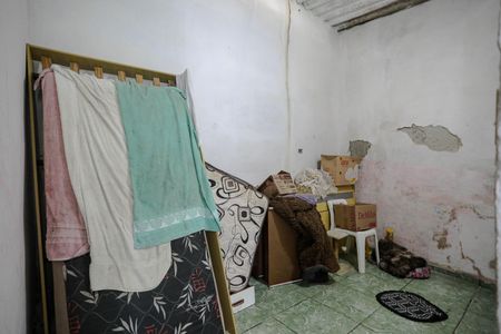 Quarto 2 de casa para alugar com 2 quartos, 30m² em Jardim Capim-guassu, Ferraz de Vasconcelos