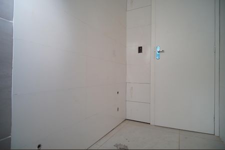 Casa à venda com 48m², 2 quartos e 2 vagasBanheiro