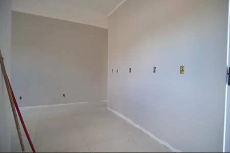 Casa à venda com 48m², 2 quartos e 2 vagasCozinha