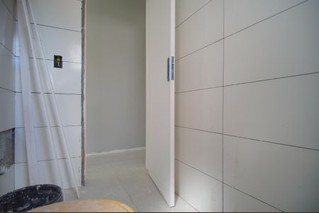Casa à venda com 48m², 2 quartos e 2 vagasBanheiro