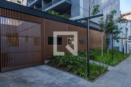 Apartamento à venda com 37m², 1 quarto e 1 vaga Apartamento à venda com 37m², 1 quarto e 1 vagaFachada