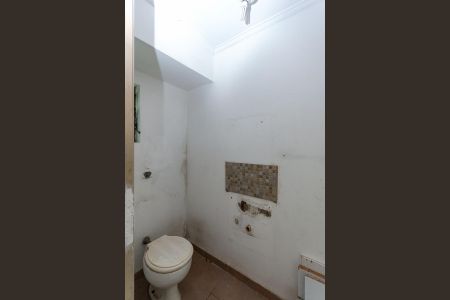 Casa para alugar com 400m², 6 quartos e 6 vagas Casa para alugar com 400m², 6 quartos e 6 vagasBanheiro Garagem