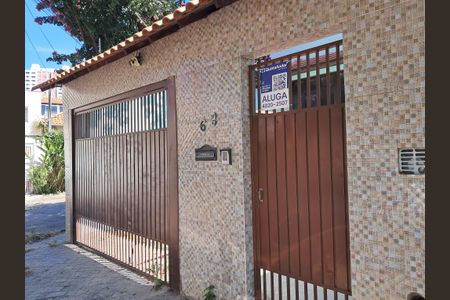 Casa para alugar com 400m², 6 quartos e 6 vagas Casa para alugar com 400m², 6 quartos e 6 vagasFachada
