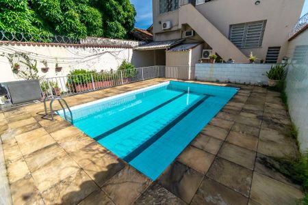 Casa para alugar com 600m², 3 quartos e 3 vagasPiscina
