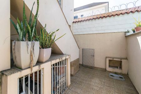 Casa para alugar com 600m², 3 quartos e 3 vagasHall da entrada de serviço