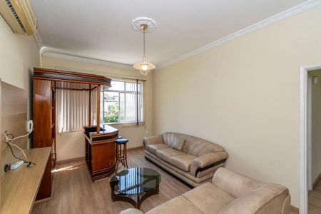 Sala de casa para alugar com 3 quartos, 600m² em Bonsucesso, Rio de Janeiro